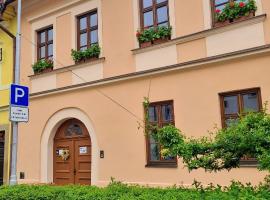 Apartment in a historical house in the center of Levoča, hotel en Levoča