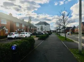 Deluxe Double Bedroom in Wokingham