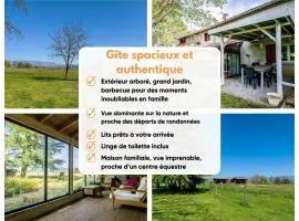 Gîte Spacieux et Authentique au Coeur de la Nature