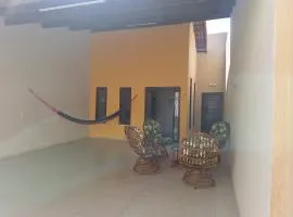 Casa charmosa, e bem localizada