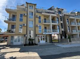 Семеен хотел Сирена, hotel u gradu Ahtopol