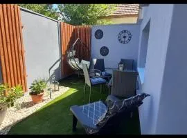 Relax Apartman Garden Terrace