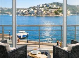 Sea view The Terraces Large 3 Bedroom Beachfront Apartment