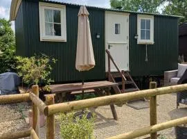 Merrywell Shepherds Hut