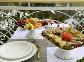 Центр отдыха Кой-Таш, hotel i Alamedin