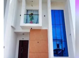 Natty Cts Penthouse