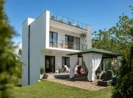 VILLA EVA - 5 min to the beach