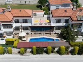 Alatrio Hotel Alaçatı