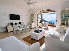 Rooftop Belvedere Capri Apartment