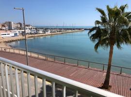 Apartament Platja L'arquitecte โรงแรมในลัมโปยา