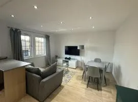 Vibrant City Centre 2 Bedroom Flat - George Street