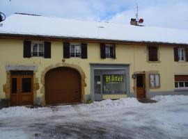 Les Remparts, hotel v destinaci Nozeroy