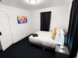Bachi - Private Room 1 with Parking, Desk & Fast WiFi near Yale, Quinnipiac, SCSU & Hospitals