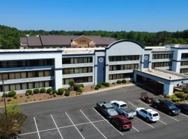 SureStay by Best Western Charlotte Matthews, hotel en Matthews