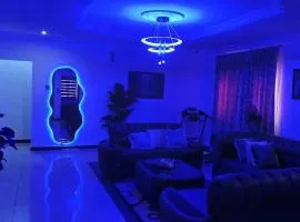 The Experience Serene 2 Bedroom Apartment in Gwarinpa