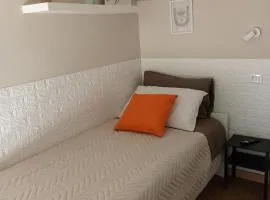 La Stanza di Ale - Comfort-NO ZTL- Strategic Location Tranquility