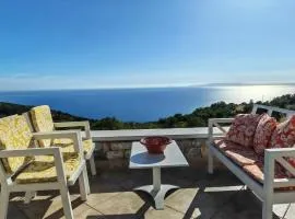Luxury Retreat in the Heart of Mani with a Sea View