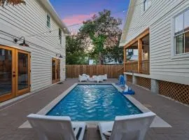 The Grand Augustine l Heated Pool l Walk to DNTN
