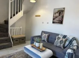 Stylish Leeds City Stay, Sleeps 3, Free Parking