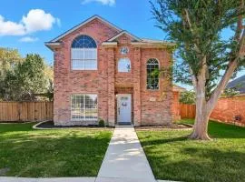 French-Style 5-BD w/ Pool, Playground, Cinema