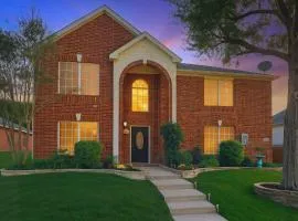 4BR Near AT&T Stadium | Pool, MiniGolf, Cinema