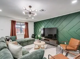 5-BD, 2-BA Tranquil Retreat ft Jacuzzi & Playground