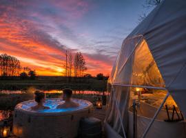 Heaven Reset & Spa - Prywatne Jacuzzi, hotel u gradu 'Korczew'