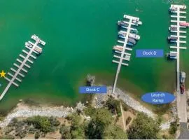 Marina View Cabin, Boat Slip - Sleeps 11 - Pets OK