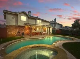 4-BD/25-BA Tropical Pool Oasis with a Game Room