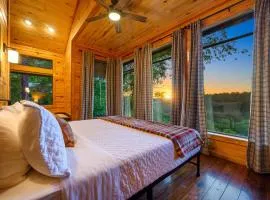 OMG Views-5 Min to Hochatown-Hot Tub-Firepit-Bathtub-Deck