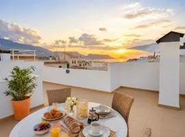 Penthouse with Sea and Mountain view by NRAS