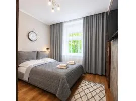 JM 2 Apartment 3 Min Walk from Main Station & Old Town - Free Parking