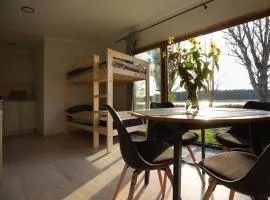 RiverView Cozy Cabins in Jurmala with fishing opportunity