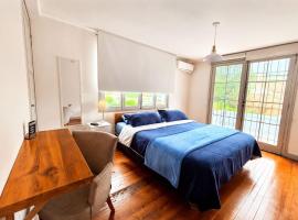 MAKTVB BRASIL GuestHouse Hostel Boutique, hotel en Santiago
