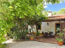 A private oasis in the Alentejo, hotel v destinaci Odemira