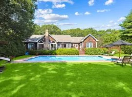 Abrahams Grove by Rove Travel - Luxe Estate with Pool