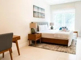 One-Bedroom Luxury Villa with Ocean View 1B Apt 312
