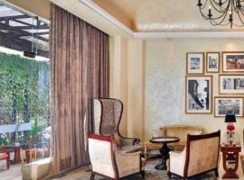 Luxury Hotel: Kanga şehrinde bir otel