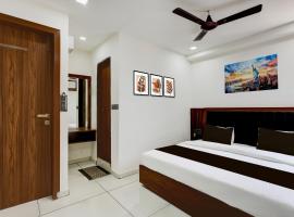 Hotel O Shubh Sankalp, ξενοδοχείο στο Αχμενταμπάντ