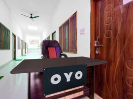 Viesnīca SPOT ON by OYO Royal Hotel pilsētā Sītāpur