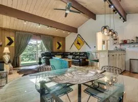 Overlooking Lake Gregory! Crestline Family Cabin