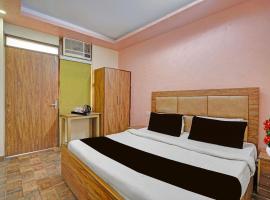 POP 84295F Kerala Stay, hotel i New Delhi