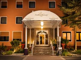 Parkhotel Lindenhof - KOSTENLOSE PARKPLÄTZE, хотел в Офенбах