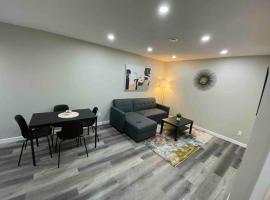 Serene and Stylish House Rental in Brighton, Saskatoon, viešbutis mieste Saskatūnas