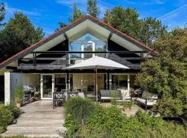 Stunning Home In Vejby With Wifi