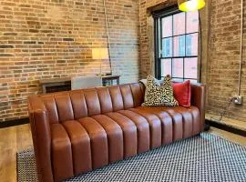 Brick & Bed Riverfront Lofts, T 308