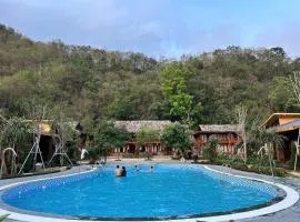 Fullhouse Mộc Châu