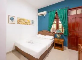 Dekuningan House