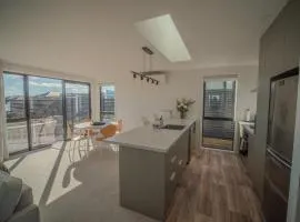 Modern, Cosy Retreat