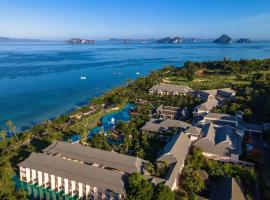 Sofitel Krabi Phokeethra Golf and Spa Resort, hotel em Klong Muang Beach
